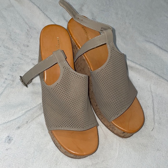 American Eagle MISMATCH*** - Picture 2 of 6